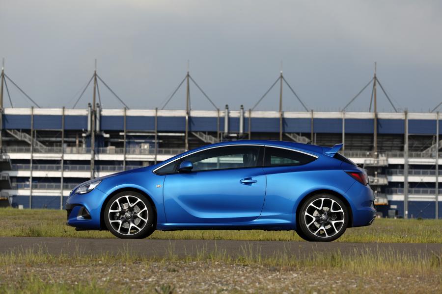 Vauxhall Astra VXR 2012 года  (фото 268 из 274)